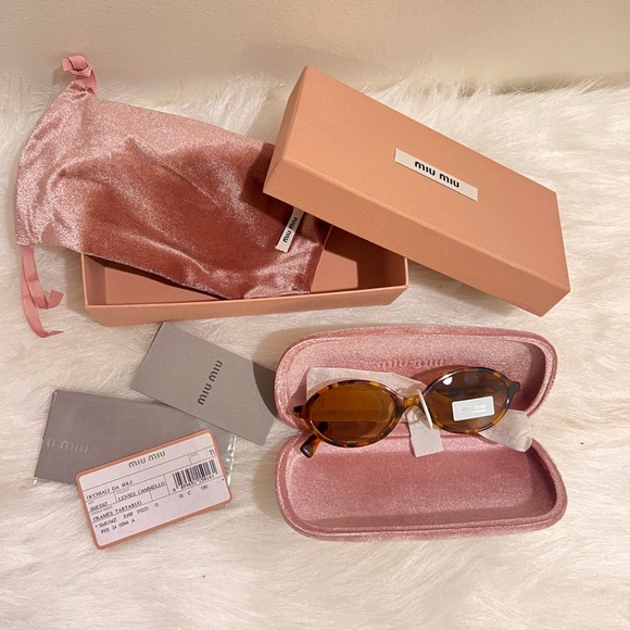 Miu Miu Accessories - Miu Miu Regard Oval Sunglasses